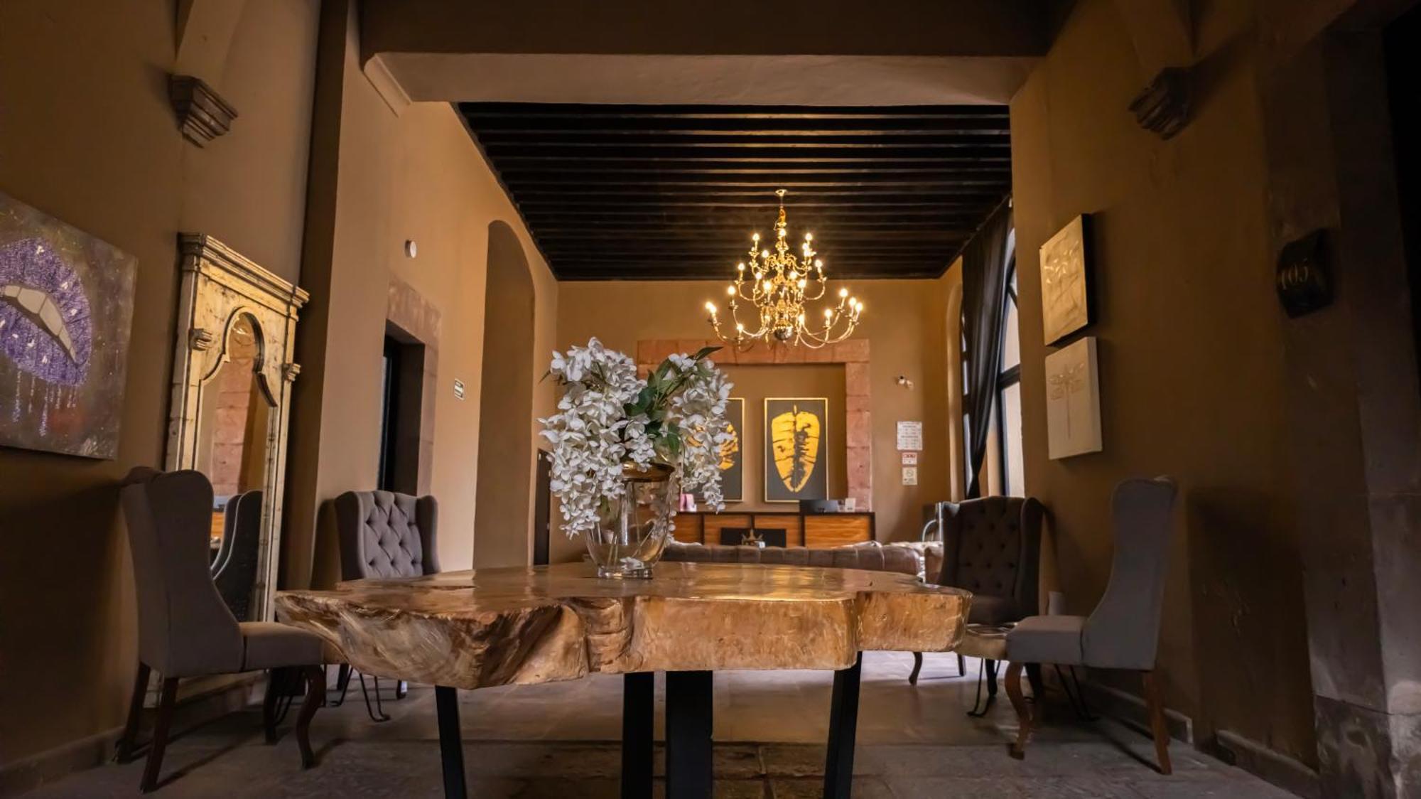 Plaza De Armas 4* Querétaro