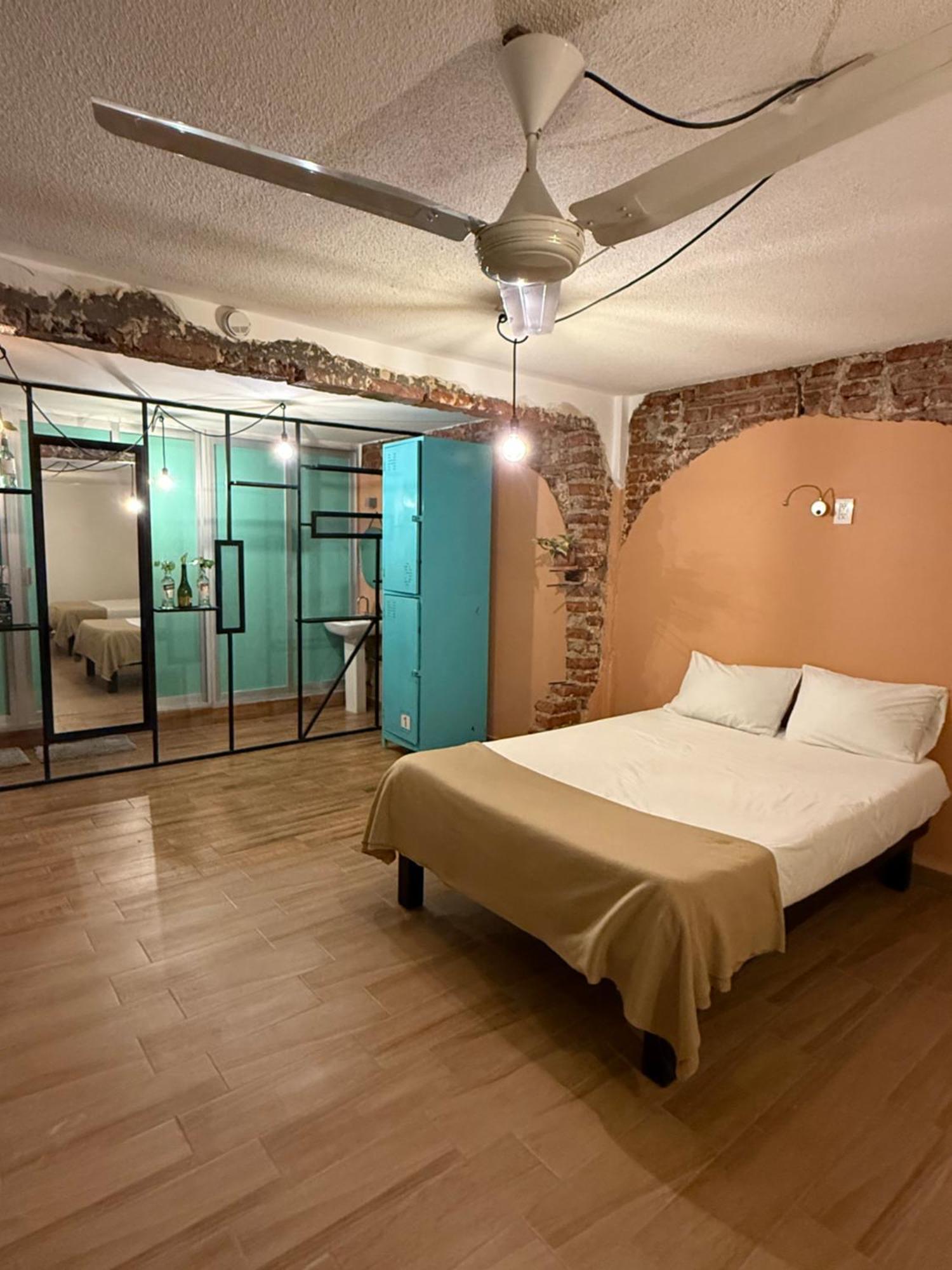 Septimo Hostal *