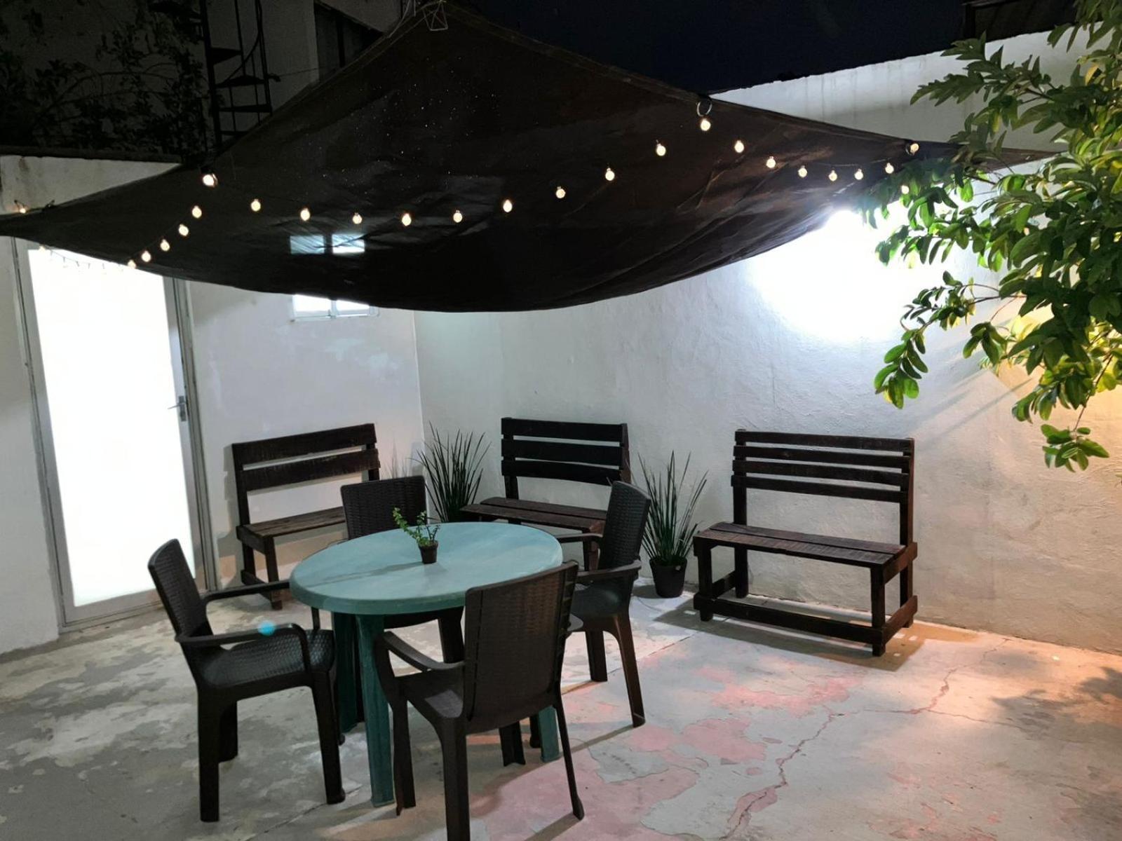 Сasa de vacaciones Grupos Y Empresas Hasta 18 Personas 3 Parking