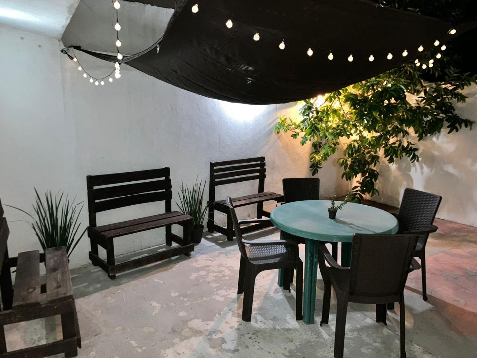 Grupos Y Empresas Hasta 18 Personas 3 Parking Querétaro