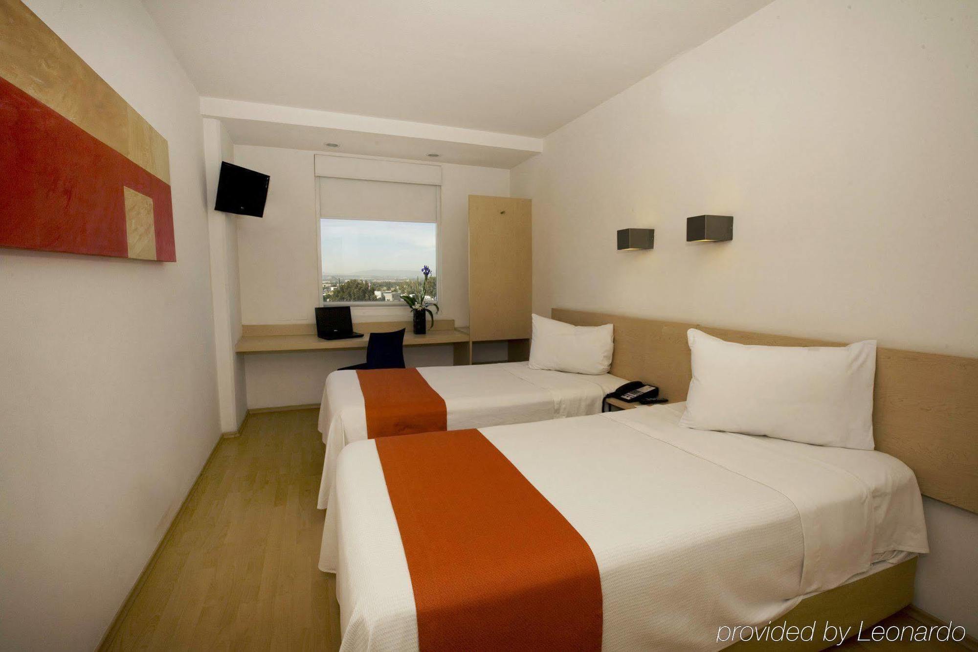 Hotel One Plaza Galerias Queretaro