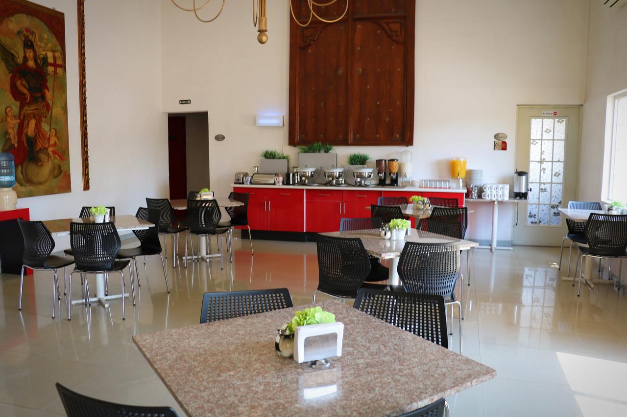 Hotel Zar Queretaro 3*
