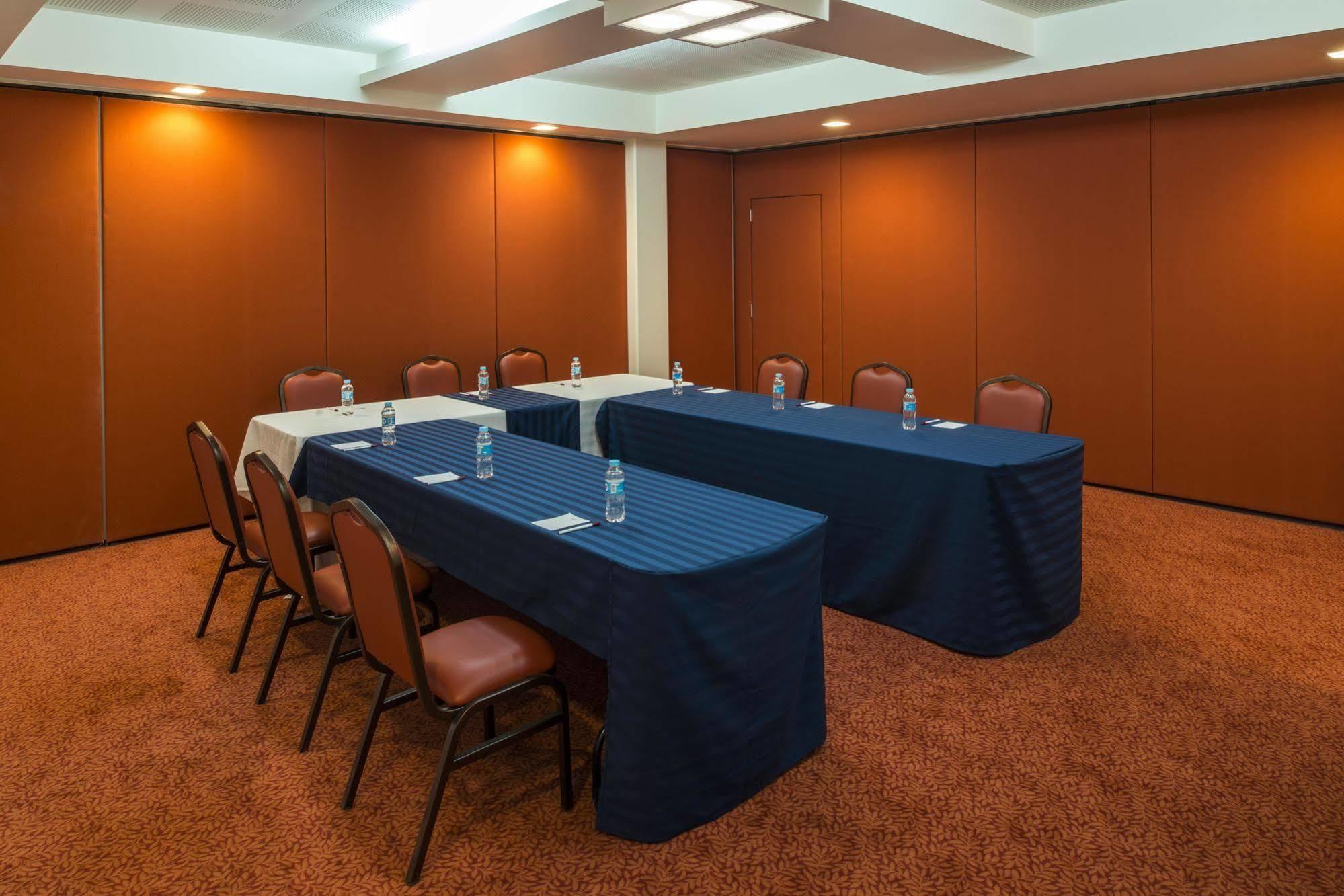 Mision Express Hotel