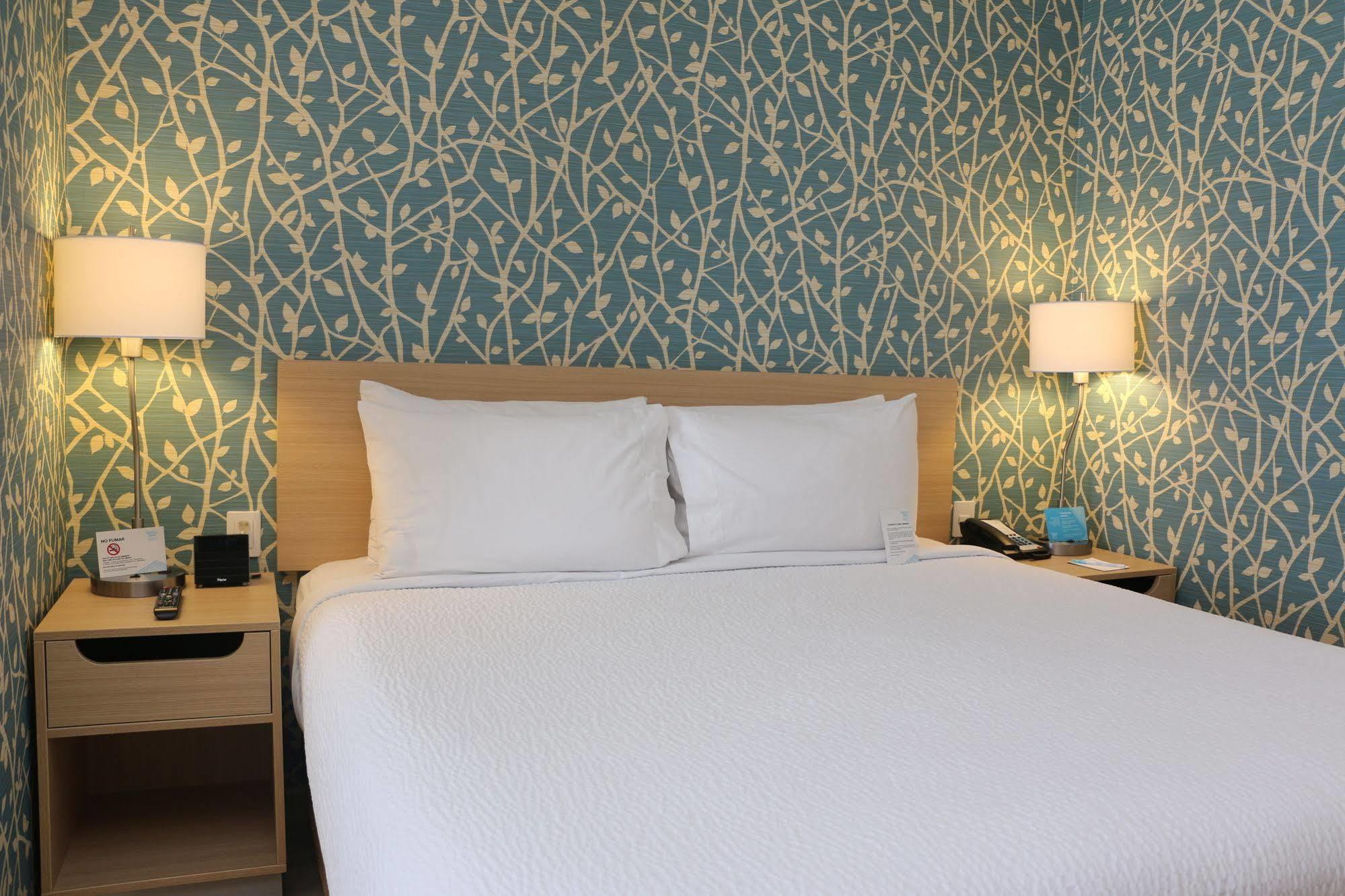 Hotel Fairfield & Queretaro Juriquilla 4*