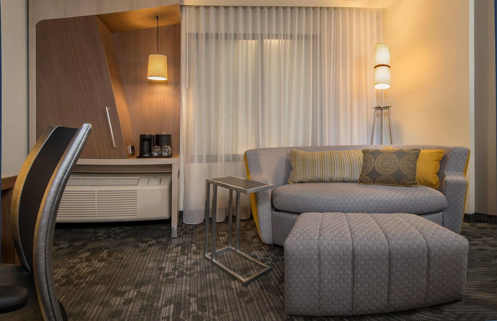 Courtyard By Marriott 5*